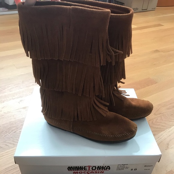 Minnetonka Shoes - Minnetonka 3-Layer Fringe Boot Brown